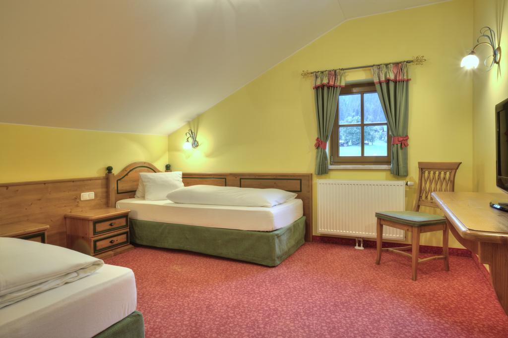 Hotel Sommerhof Гозау Экстерьер фото